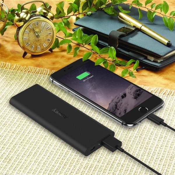 Aukey Slim 6000 mobile battery bank is slim and complements your slim iPhone well